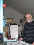 Libor Martinek: D�l�n� sv�tla do v�ech stran. K poezii Zde�ka K�enka